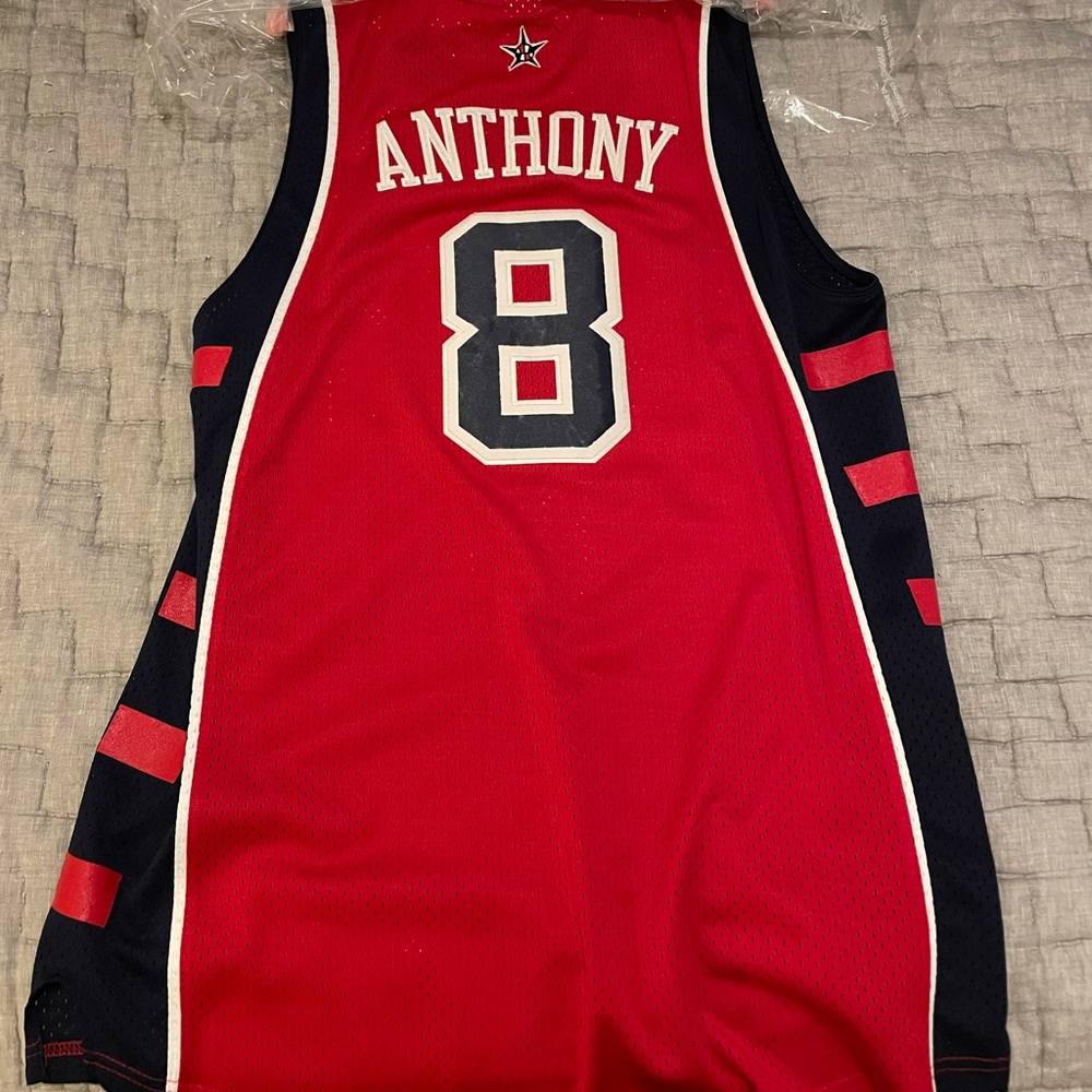 Carmelo Anthony USA jersey size Med